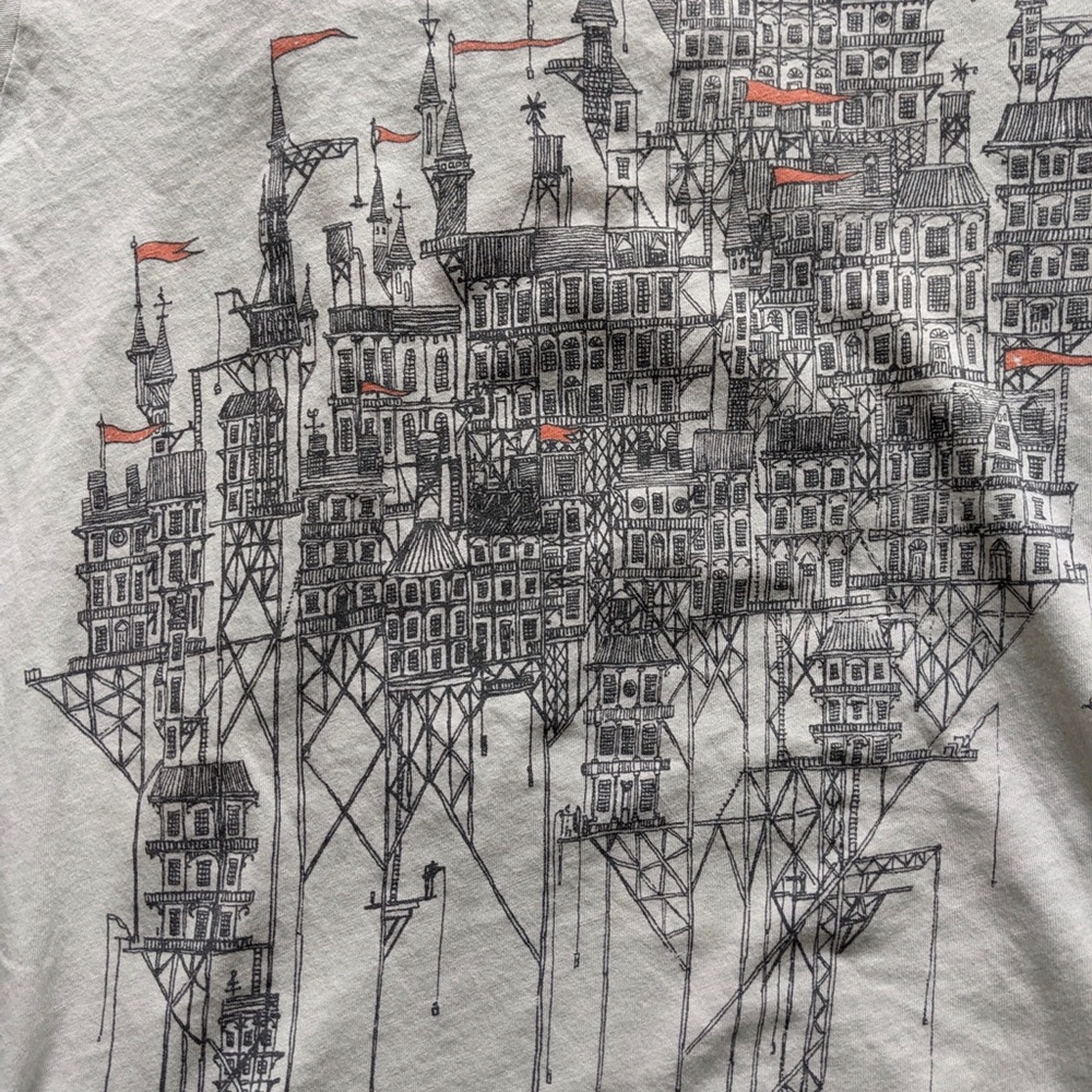 Threadless Gray Graphic T-Shirt with Architectural Design